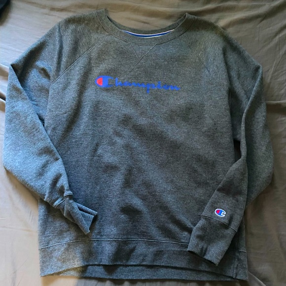 Champion Sweater - Picture 1 of 1